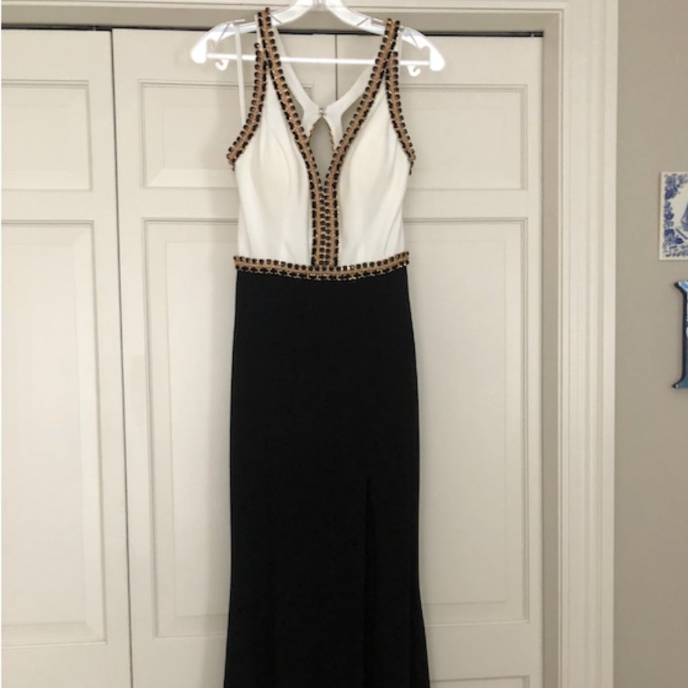 Mac Duggal Black and White Gown